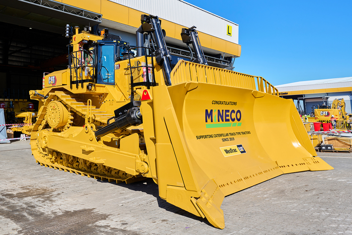 MineCo D11 8.jpg